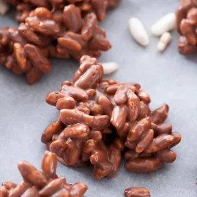 Extrudált és puffasztott kenyérféle