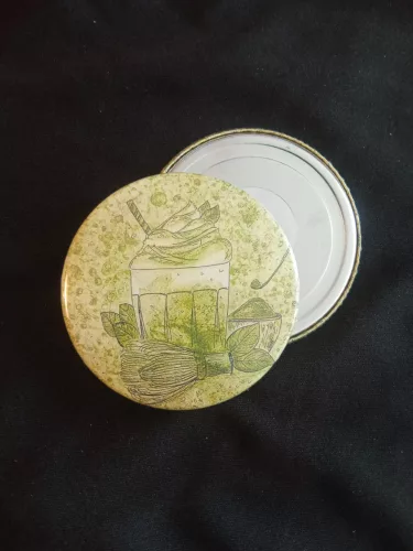 Matcha hűtőmágnes 56 mm – kézzel festett illusztráció alapján - 1 db
